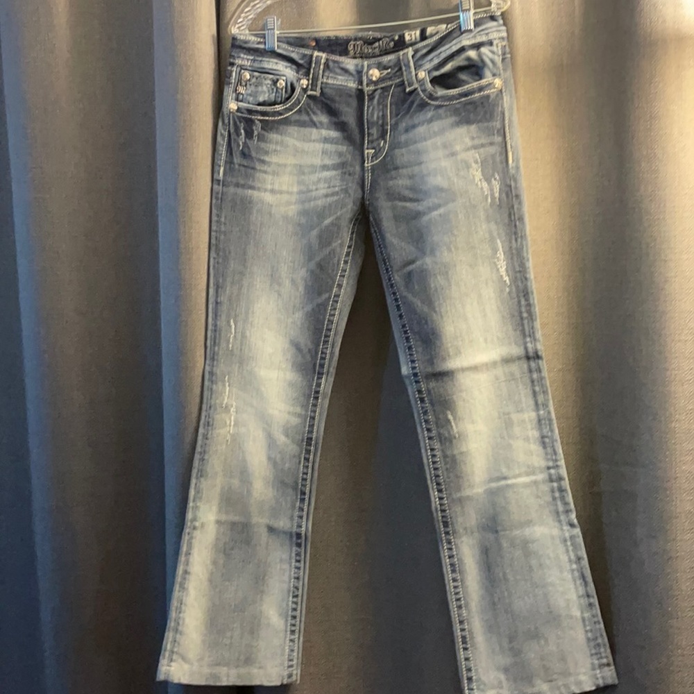 Miss Me boot cut Jeans, size 31, like new.